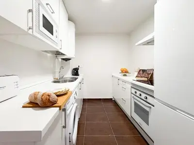 Una cocina o zona de cocina en ChillaHomes 004