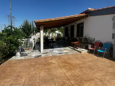 Un balcón o terraza de Casa campo de 3 habitaciones con parcela
