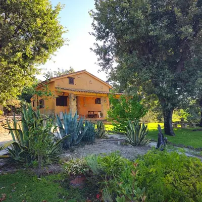 Jardín al aire libre en LOS TASAJILLOS, Vivienda de uso Turístico
