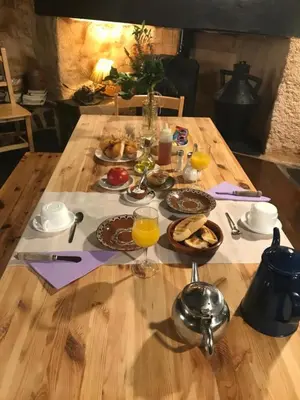 Comida en o cerca de este apartamento