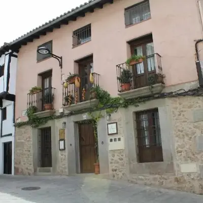 Apartamentos Rurales La Lancha